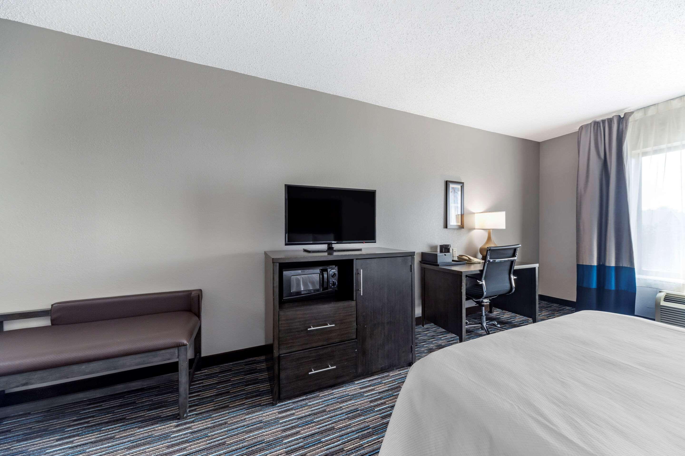 Garner Hotel Oklahoma City - Quail Springs By Ihg Екстериор снимка