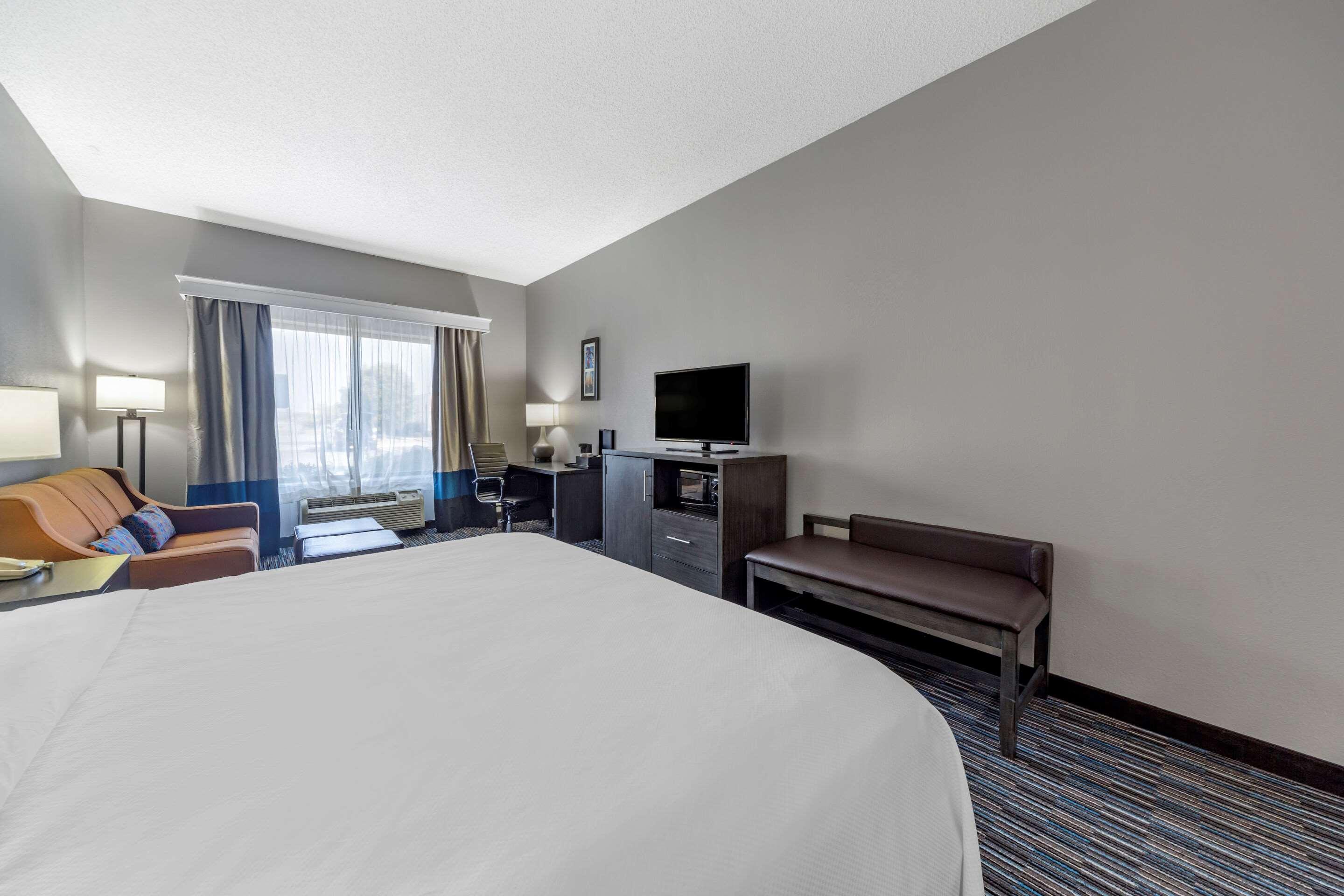 Garner Hotel Oklahoma City - Quail Springs By Ihg Екстериор снимка