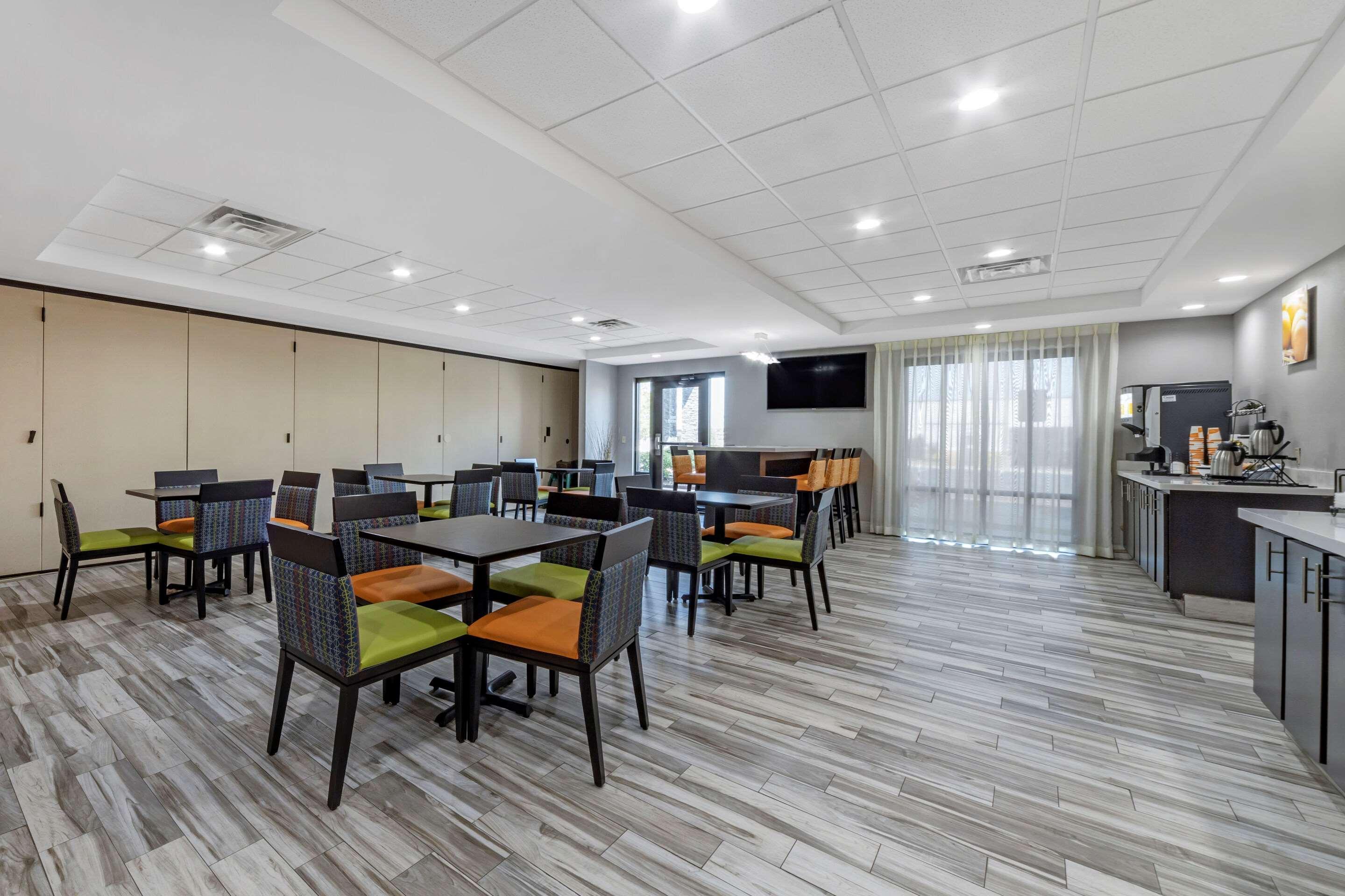 Garner Hotel Oklahoma City - Quail Springs By Ihg Екстериор снимка