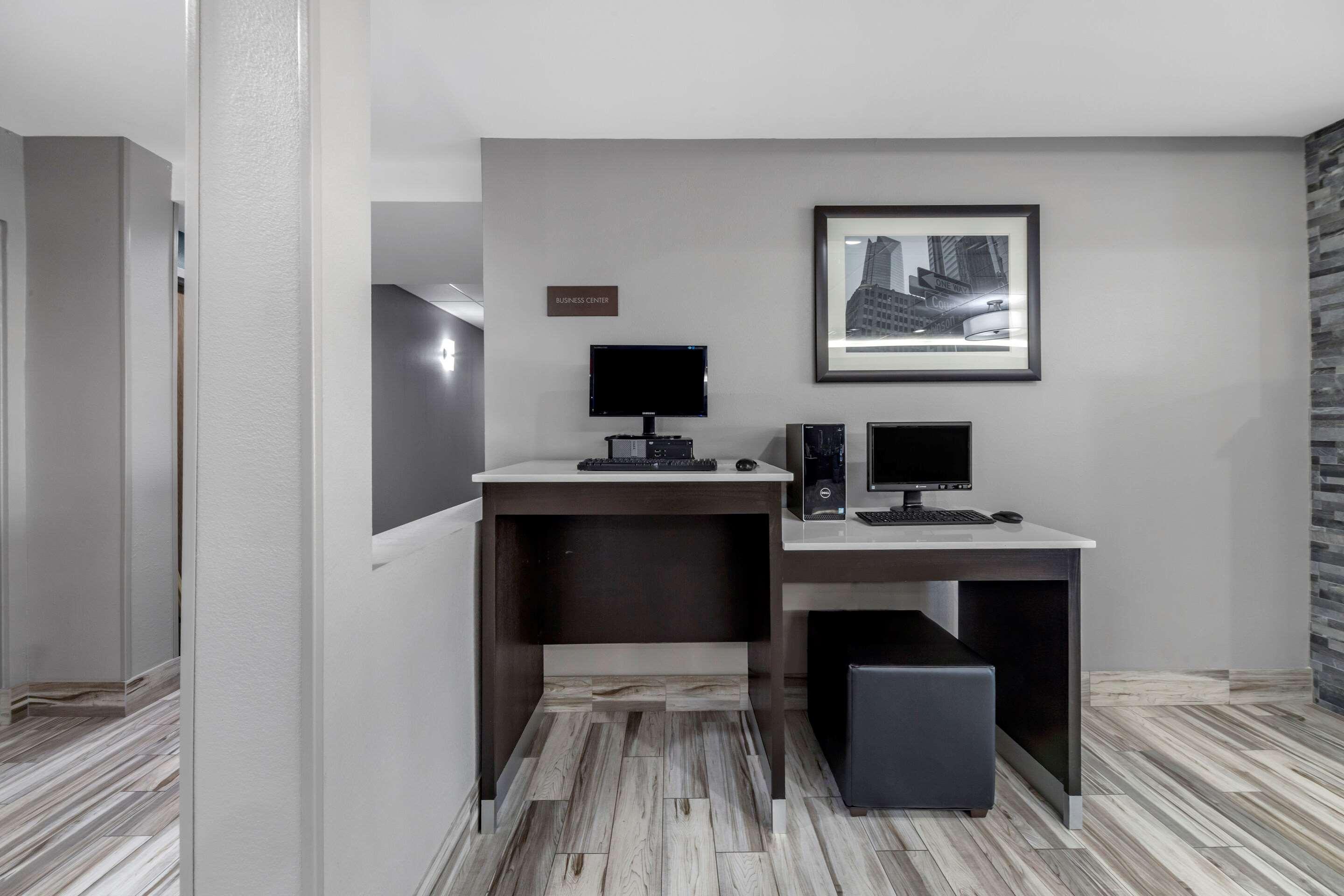 Garner Hotel Oklahoma City - Quail Springs By Ihg Екстериор снимка