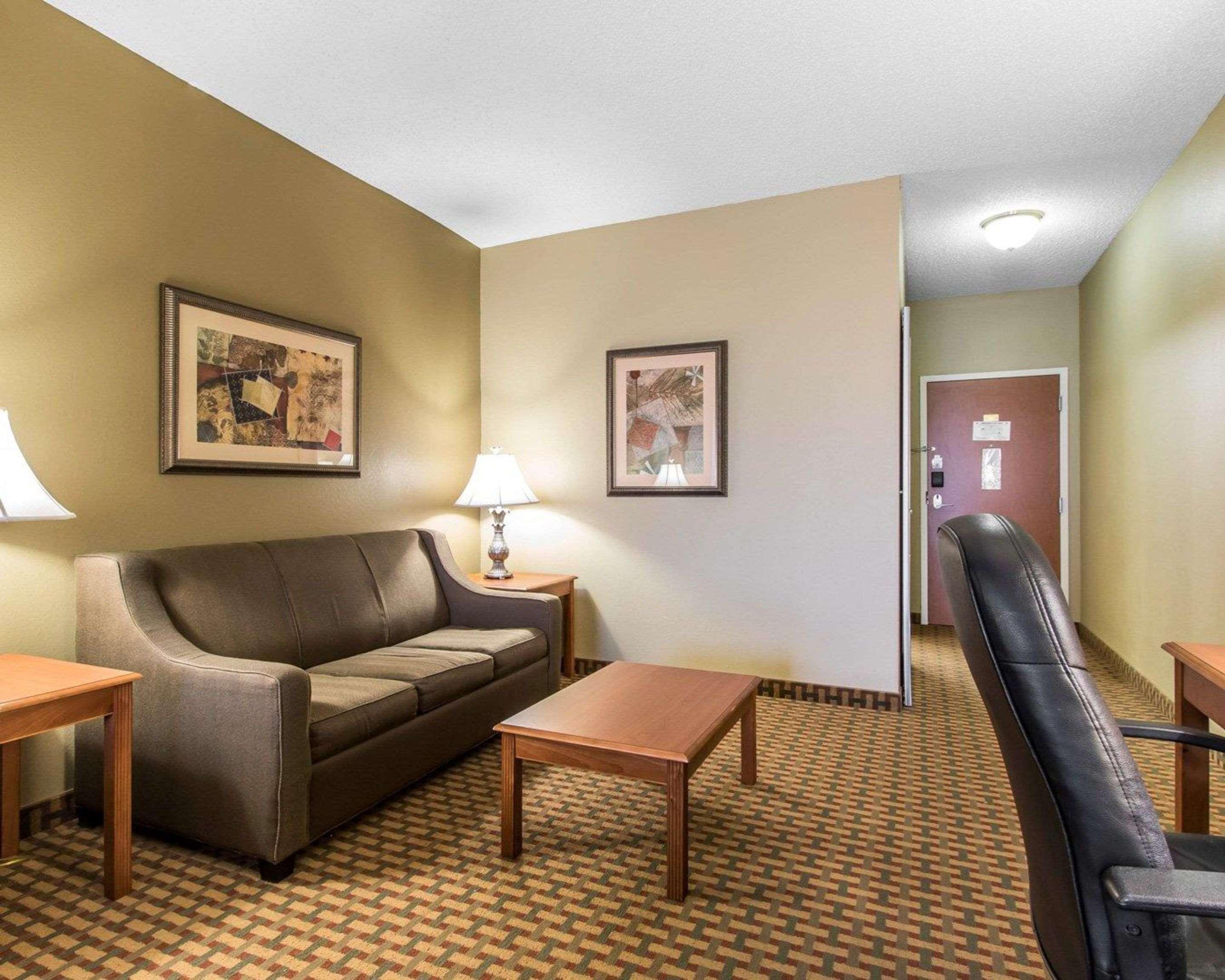Garner Hotel Oklahoma City - Quail Springs By Ihg Екстериор снимка